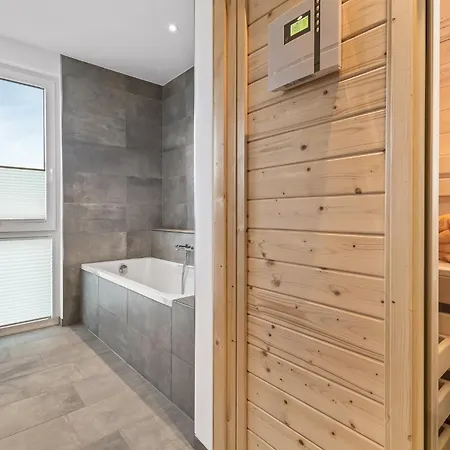 Beachterracefour- Eg, Meerblick, Terrasse, Kamin, Sauna Apartman Olpenitz