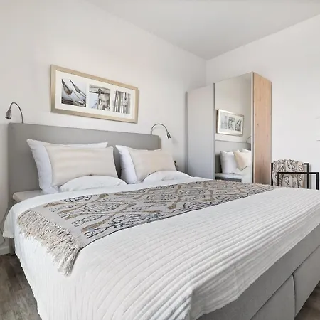 Beachterracefour- Eg, Meerblick, Terrasse, Kamin, Sauna *