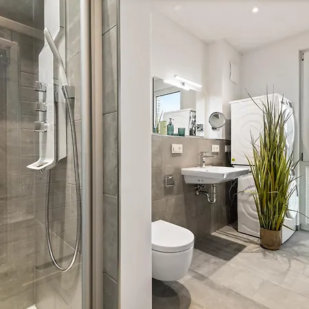 Beachterracefour- Eg, Meerblick, Terrasse, Kamin, Sauna Daire Olpenitz