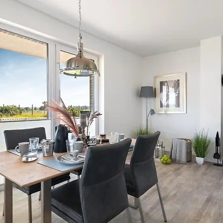 Beachterracefour- Eg, Meerblick, Terrasse, Kamin, Sauna Olpenitz