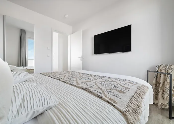 Appartement Beachterracefour- Eg, Meerblick, Terrasse, Kamin, Sauna Olpenitz